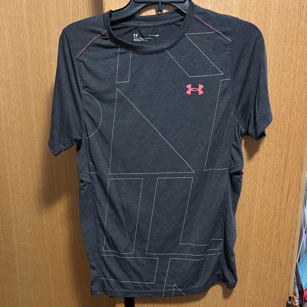 Under Armour Men's Trail Run Shirt